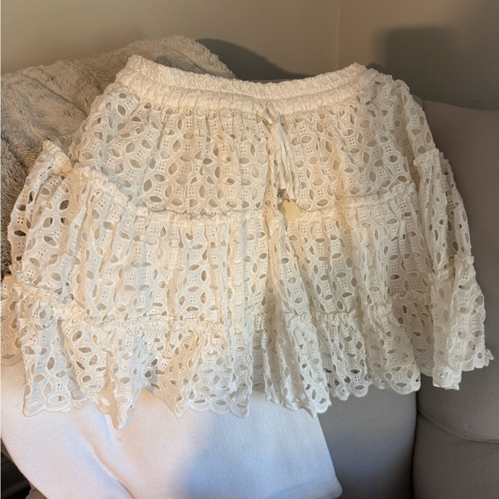 Zara Elegant White Lace Skirt